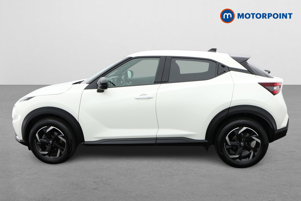 Nissan Juke N-Connecta Automatic Petrol SUV - Stock Number (1629119) - Passenger side