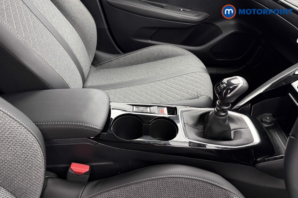 Peugeot 208 Allure Manual Petrol Hatchback - Stock Number (1630003) - 14th supplementary image