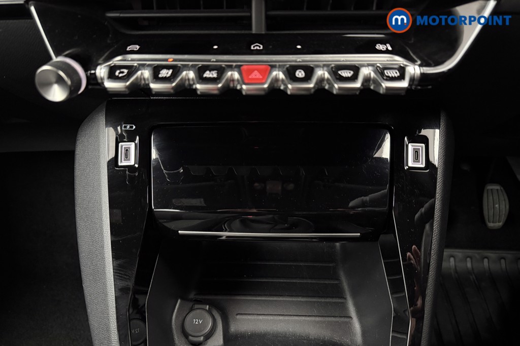 Peugeot 2008 Allure Manual Petrol SUV - Stock Number (1630154) - 13th supplementary image