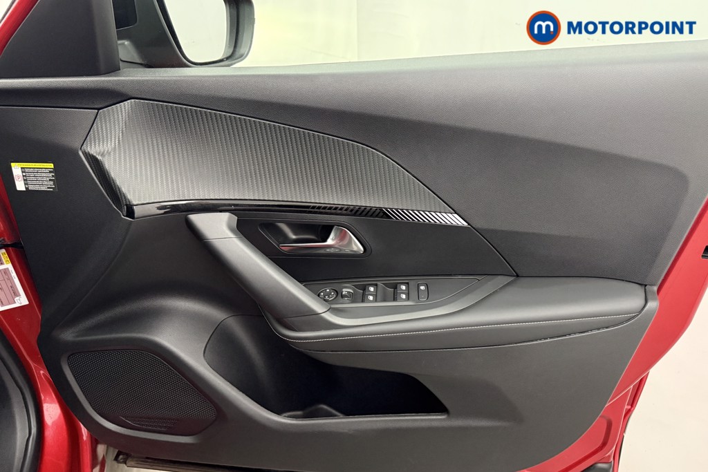 Peugeot 2008 Allure Manual Petrol SUV - Stock Number (1630154) - 16th supplementary image