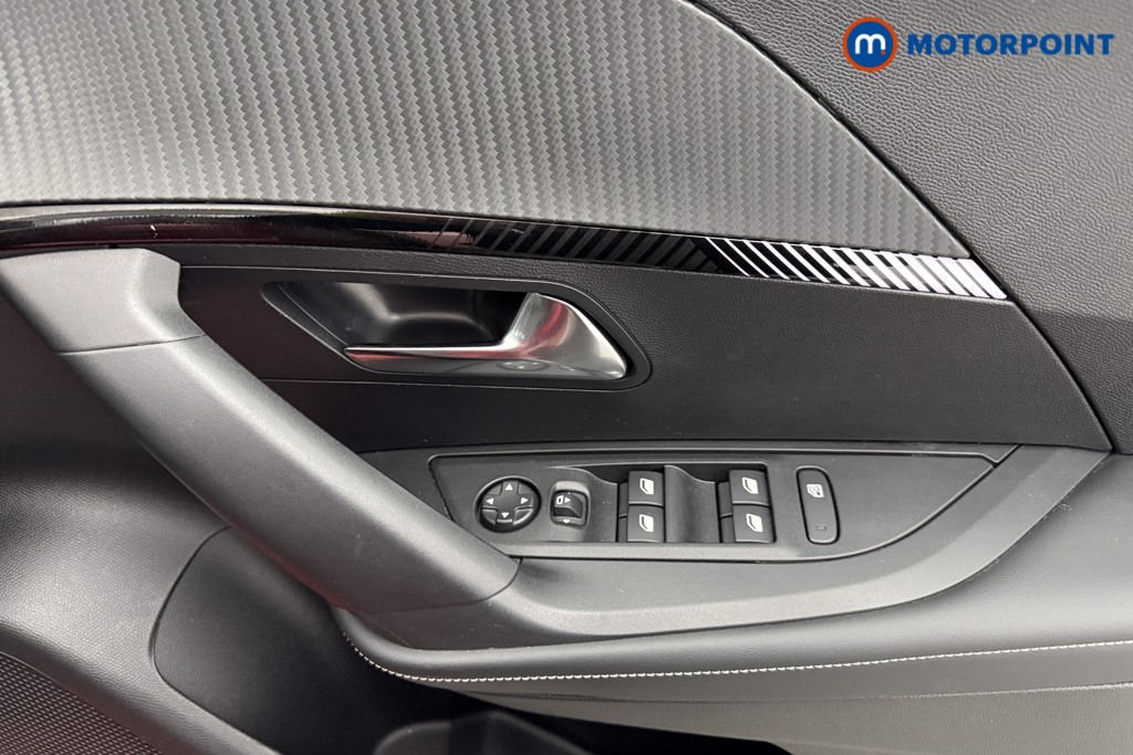 Peugeot 2008 Allure Manual Petrol SUV - Stock Number (1630154) - 17th supplementary image
