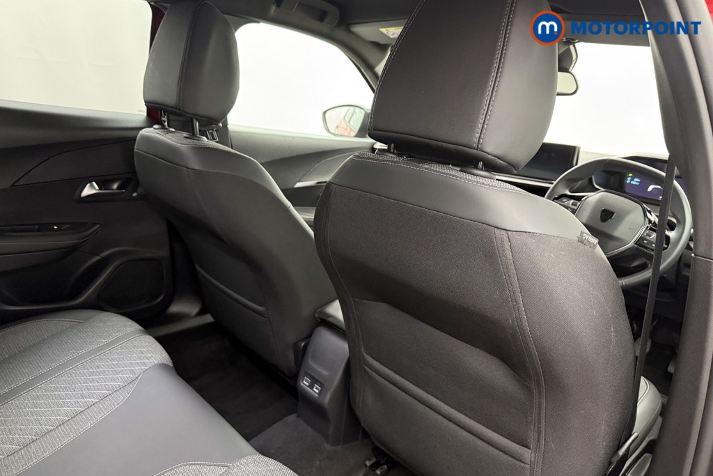 Peugeot 2008 Allure Manual Petrol SUV - Stock Number (1630154) - 18th supplementary image