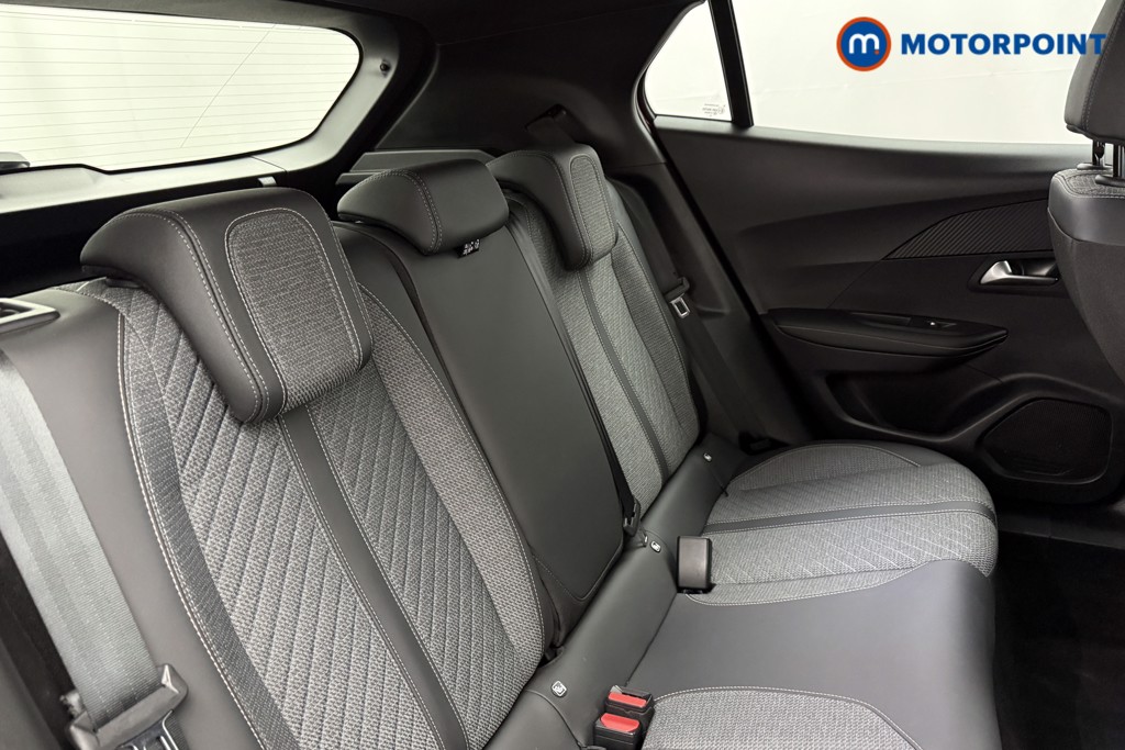 Peugeot 2008 Allure Manual Petrol SUV - Stock Number (1630154) - 20th supplementary image