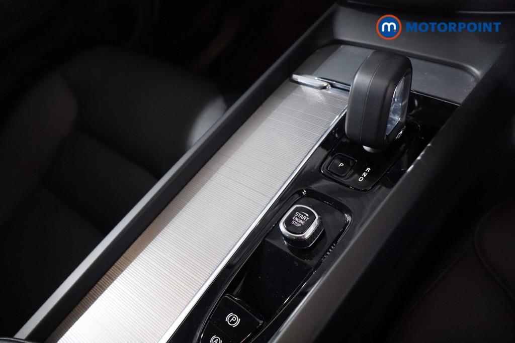 Volvo Xc60 Core Automatic Petrol SUV - Stock Number (1630253) - 20th supplementary image