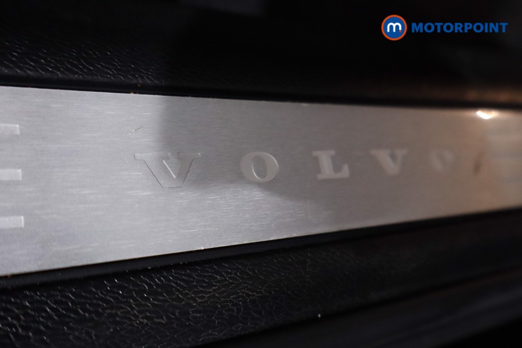 Volvo Xc60 Core Automatic Petrol SUV - Stock Number (1630253) - 23rd supplementary image