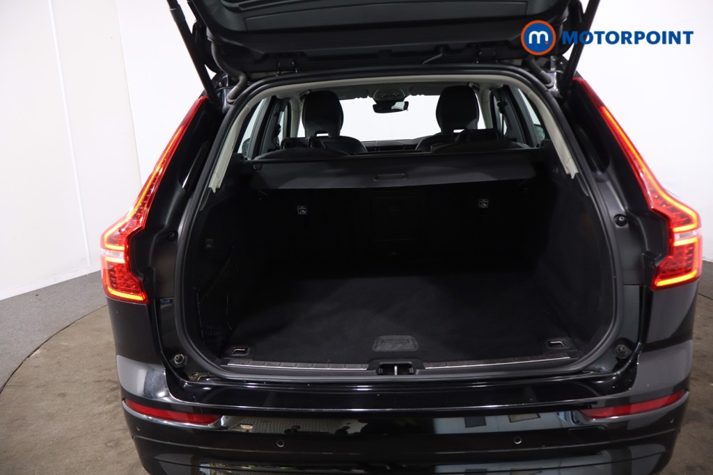 Volvo Xc60 Core Automatic Petrol SUV - Stock Number (1630253) - 39th supplementary image