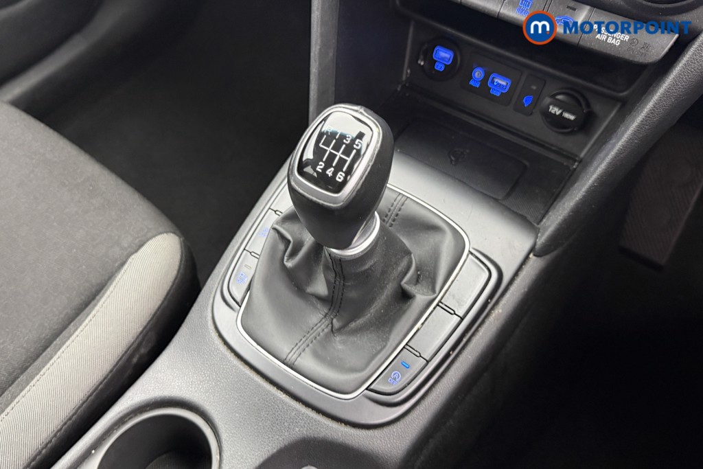 Hyundai Kona Premium Manual Petrol SUV - Stock Number (1631450) - 6th supplementary image