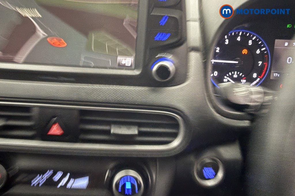 Hyundai Kona Premium Manual Petrol SUV - Stock Number (1631450) - 7th supplementary image