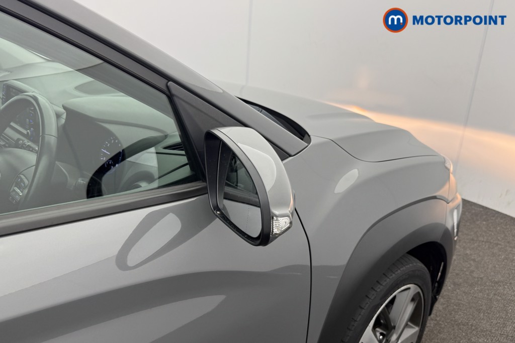 Hyundai Kona Premium Manual Petrol SUV - Stock Number (1631450) - 16th supplementary image