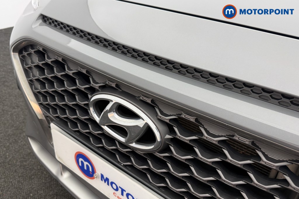 Hyundai Kona Premium Manual Petrol SUV - Stock Number (1631450) - 19th supplementary image