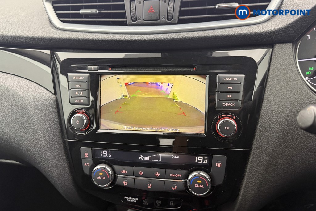 Nissan Qashqai Acenta Premium Automatic Petrol SUV - Stock Number (1632168) - 15th supplementary image