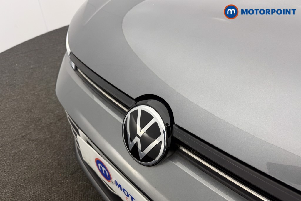 Volkswagen Passat Life Automatic Petrol Plug-In Hybrid Estate - Stock Number (1632878) - 17th supplementary image