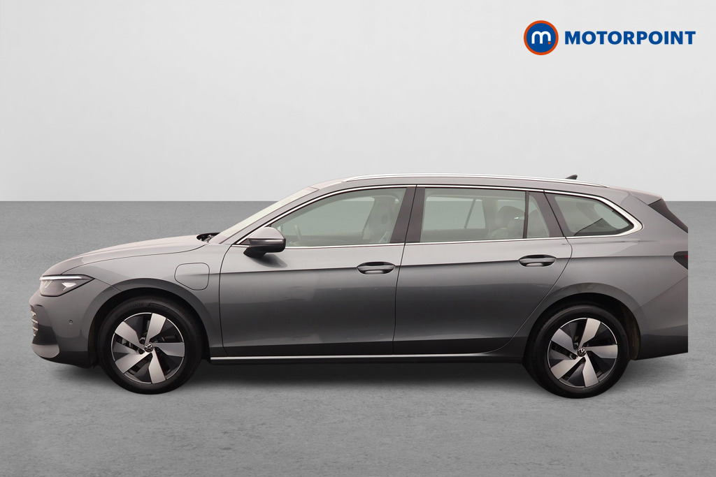 Volkswagen Passat Life Automatic Petrol Plug-In Hybrid Estate - Stock Number (1632878) - Passenger side