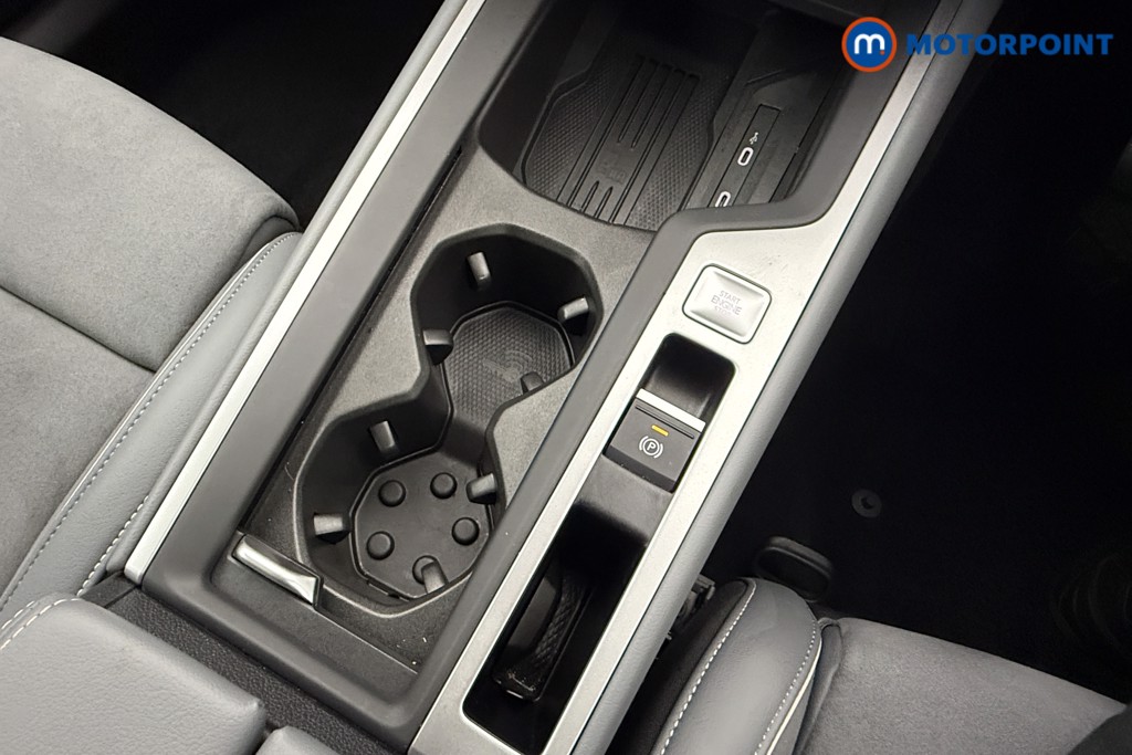 Volkswagen Passat Life Automatic Petrol Plug-In Hybrid Estate - Stock Number (1632902) - 6th supplementary image