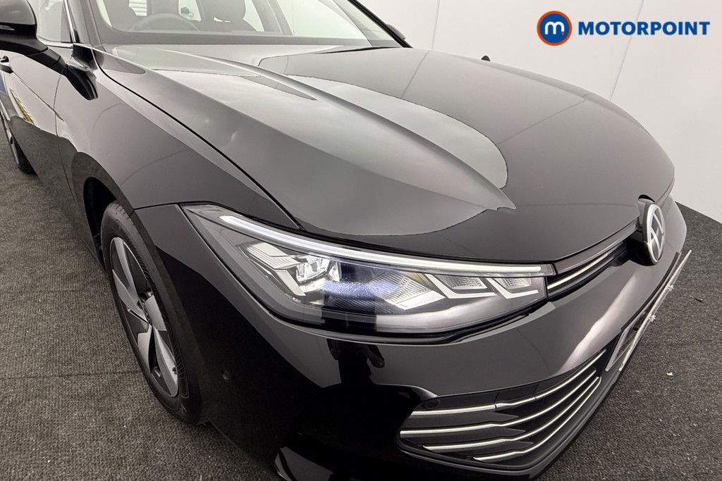 Volkswagen Passat Life Automatic Petrol Plug-In Hybrid Estate - Stock Number (1632902) - 17th supplementary image