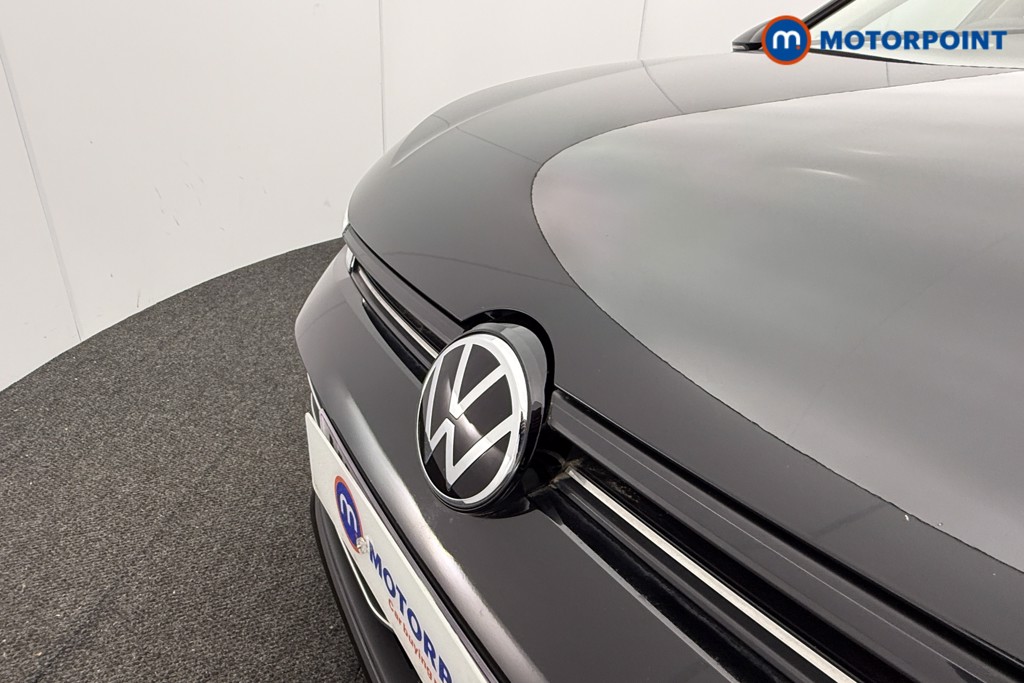 Volkswagen Passat Life Automatic Petrol Plug-In Hybrid Estate - Stock Number (1632902) - 19th supplementary image
