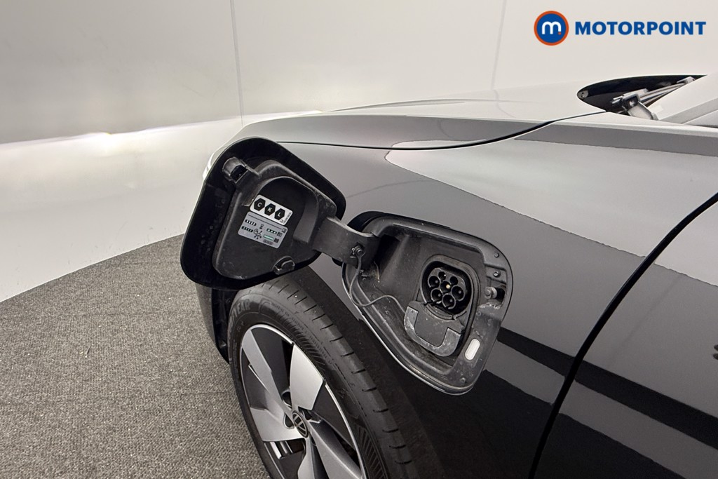 Volkswagen Passat Life Automatic Petrol Plug-In Hybrid Estate - Stock Number (1632902) - 20th supplementary image