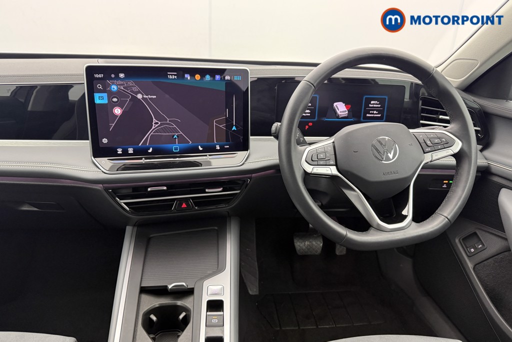Volkswagen Passat Life Automatic Petrol Plug-In Hybrid Estate - Stock Number (1632902) - 1st supplementary image