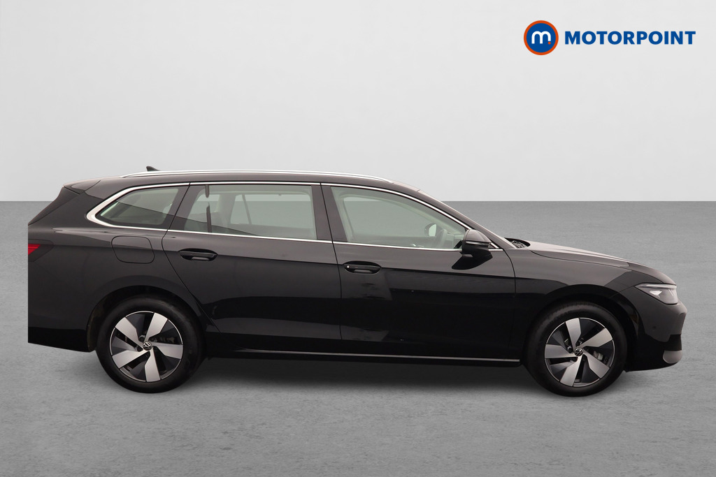 Volkswagen Passat Life Automatic Petrol Plug-In Hybrid Estate - Stock Number (1632902) - Drivers side