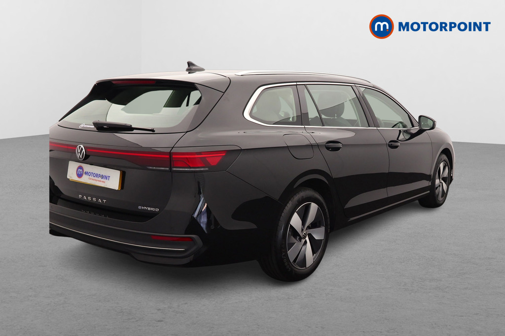 Volkswagen Passat Life Automatic Petrol Plug-In Hybrid Estate - Stock Number (1632902) - Drivers side rear corner