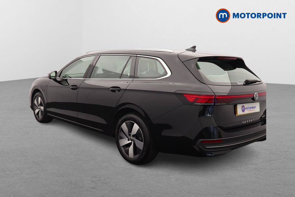 Volkswagen Passat Life Automatic Petrol Plug-In Hybrid Estate - Stock Number (1632902) - Passenger side rear corner