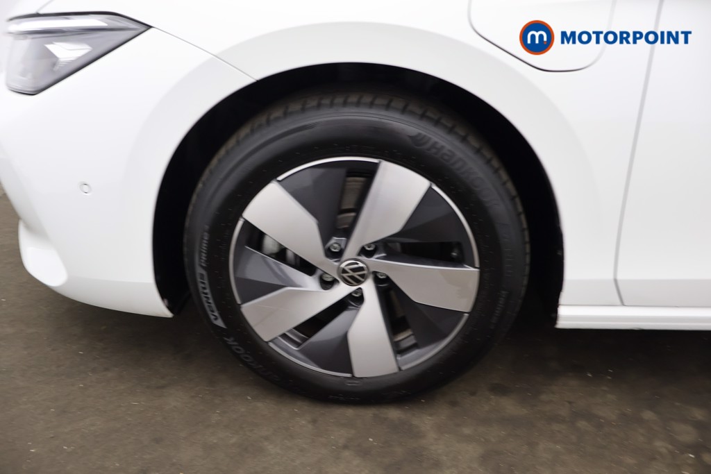 Volkswagen Passat Life Automatic Petrol Plug-In Hybrid Estate - Stock Number (1632918) - 4th supplementary image