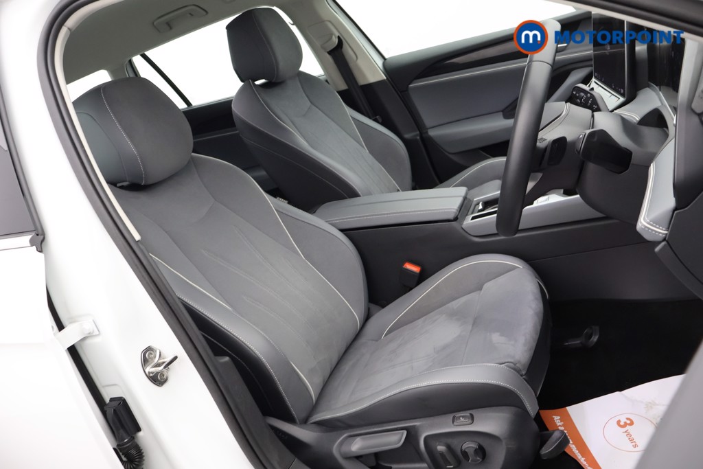 Volkswagen Passat Life Automatic Petrol Plug-In Hybrid Estate - Stock Number (1632918) - 22nd supplementary image