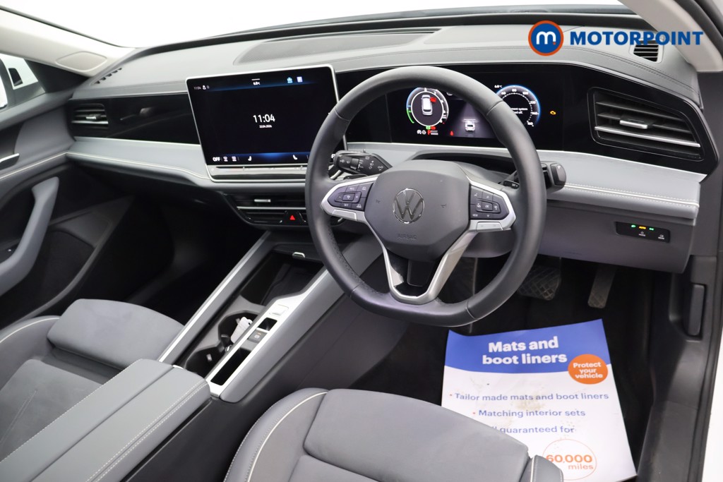 Volkswagen Passat Life Automatic Petrol Plug-In Hybrid Estate - Stock Number (1632918) - 23rd supplementary image