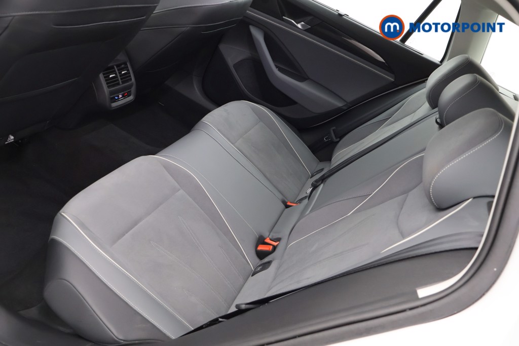 Volkswagen Passat Life Automatic Petrol Plug-In Hybrid Estate - Stock Number (1632918) - 30th supplementary image