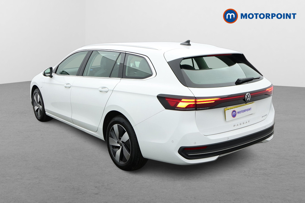 Volkswagen Passat Life Automatic Petrol Plug-In Hybrid Estate - Stock Number (1632918) - Passenger side rear corner