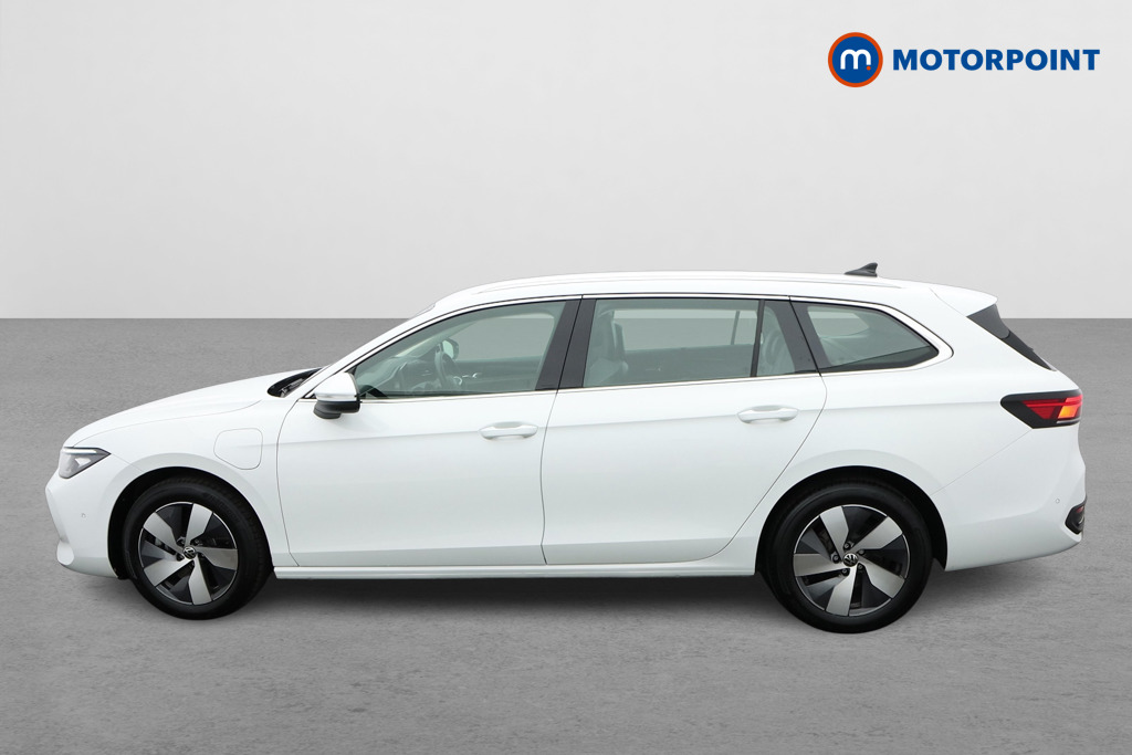 Volkswagen Passat Life Automatic Petrol Plug-In Hybrid Estate - Stock Number (1632918) - Passenger side