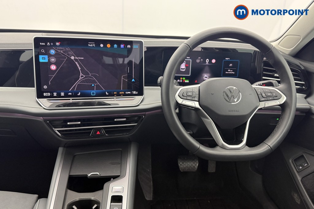 Volkswagen Passat Life Automatic Petrol Plug-In Hybrid Estate - Stock Number (1632926) - 2nd supplementary image