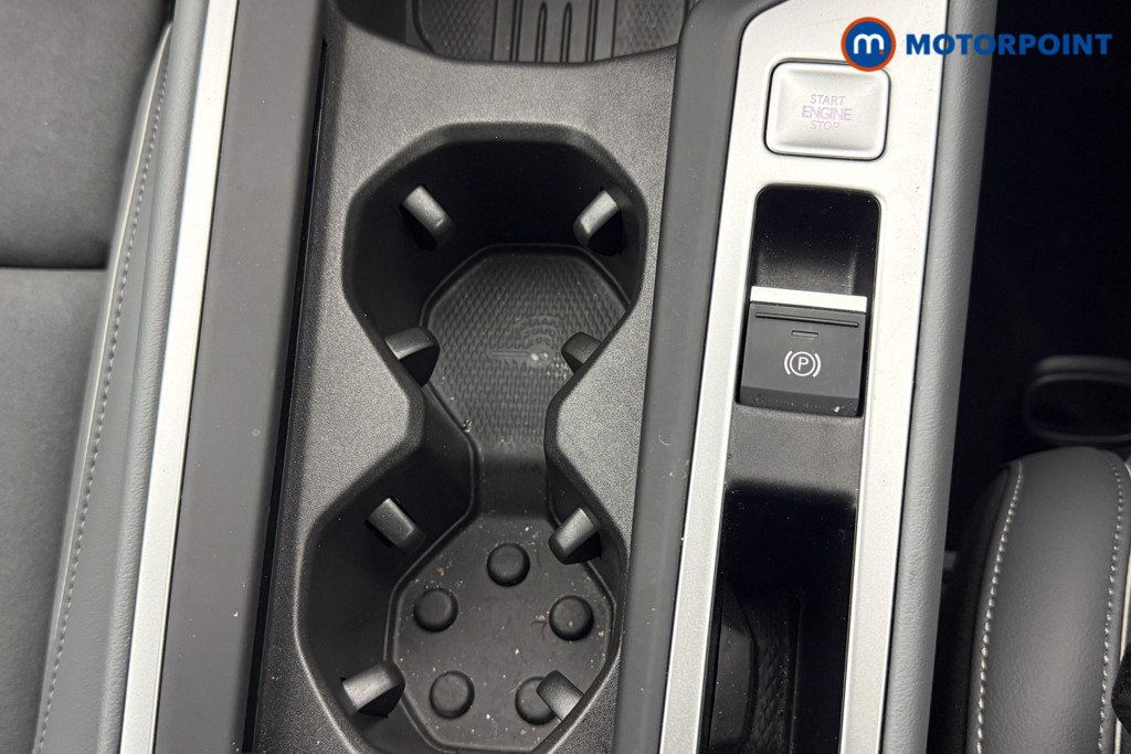 Volkswagen Passat Life Automatic Petrol Plug-In Hybrid Estate - Stock Number (1632926) - 6th supplementary image