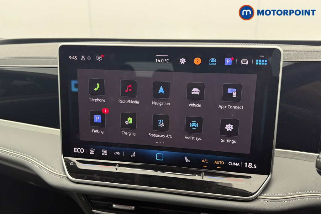 Volkswagen Passat Life Automatic Petrol Plug-In Hybrid Estate - Stock Number (1632926) - 11th supplementary image