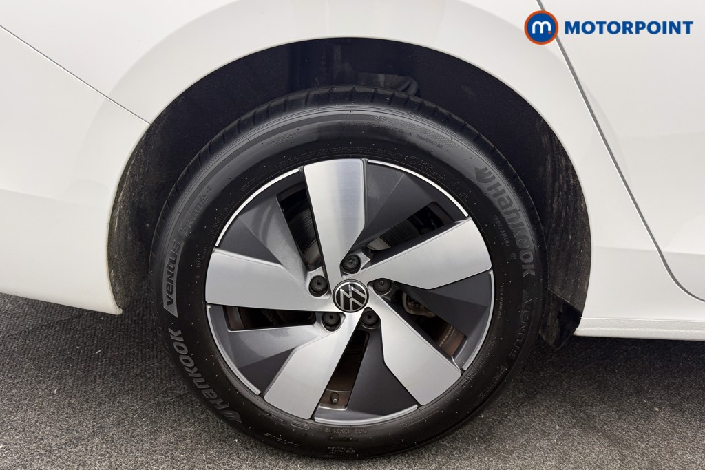 Volkswagen Passat Life Automatic Petrol Plug-In Hybrid Estate - Stock Number (1632926) - 33rd supplementary image