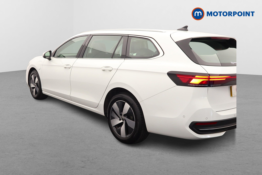 Volkswagen Passat Life Automatic Petrol Plug-In Hybrid Estate - Stock Number (1632926) - Passenger side rear corner