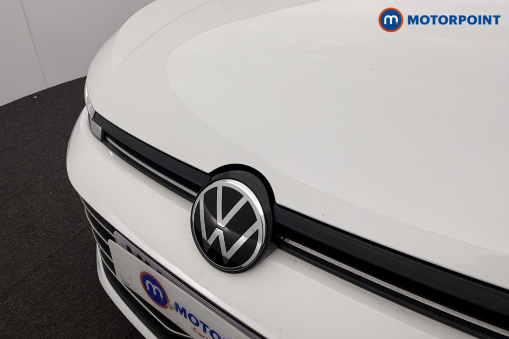 Volkswagen Passat Life Automatic Petrol Plug-In Hybrid Estate - Stock Number (1632928) - 15th supplementary image