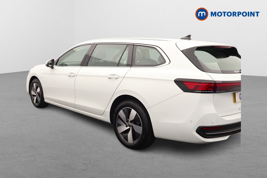 Volkswagen Passat Life Automatic Petrol Plug-In Hybrid Estate - Stock Number (1632928) - Passenger side rear corner