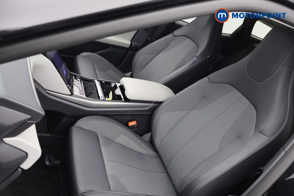 Ford Explorer Select Automatic Electric SUV - Stock Number (1633210) - 31st supplementary image