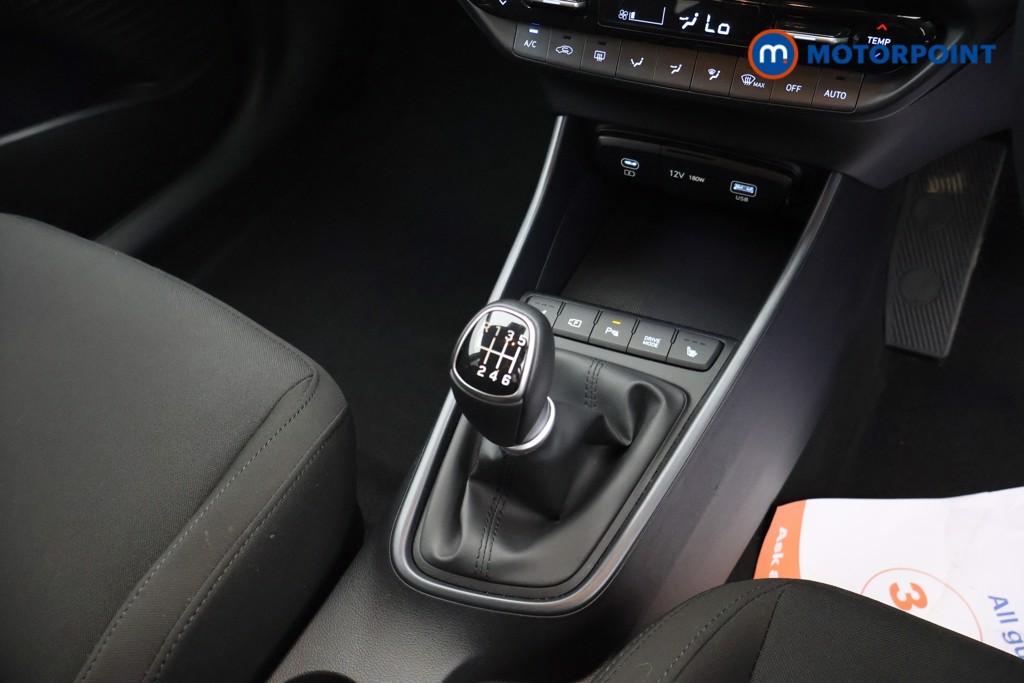 Hyundai I20 Premium Manual Petrol Hatchback - Stock Number (1633218) - 12th supplementary image