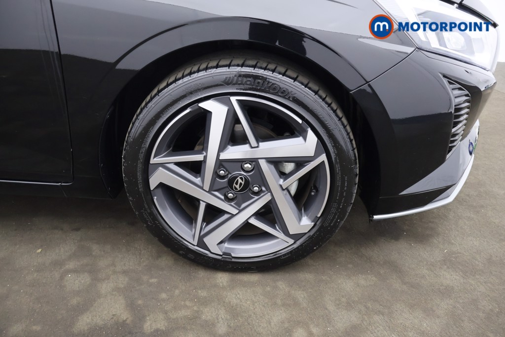 Hyundai I20 Premium Manual Petrol Hatchback - Stock Number (1633218) - 1st supplementary image