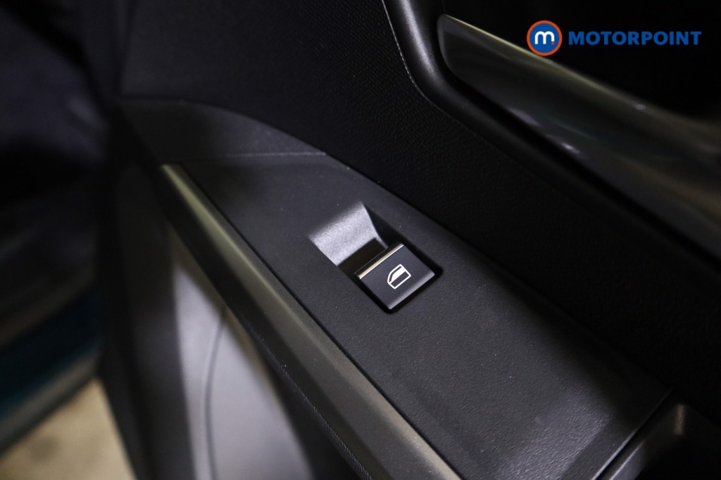 Peugeot 5008 GT Automatic Petrol SUV - Stock Number (1633611) - 25th supplementary image