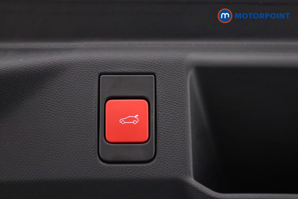 Peugeot 5008 GT Automatic Petrol SUV - Stock Number (1633611) - 27th supplementary image