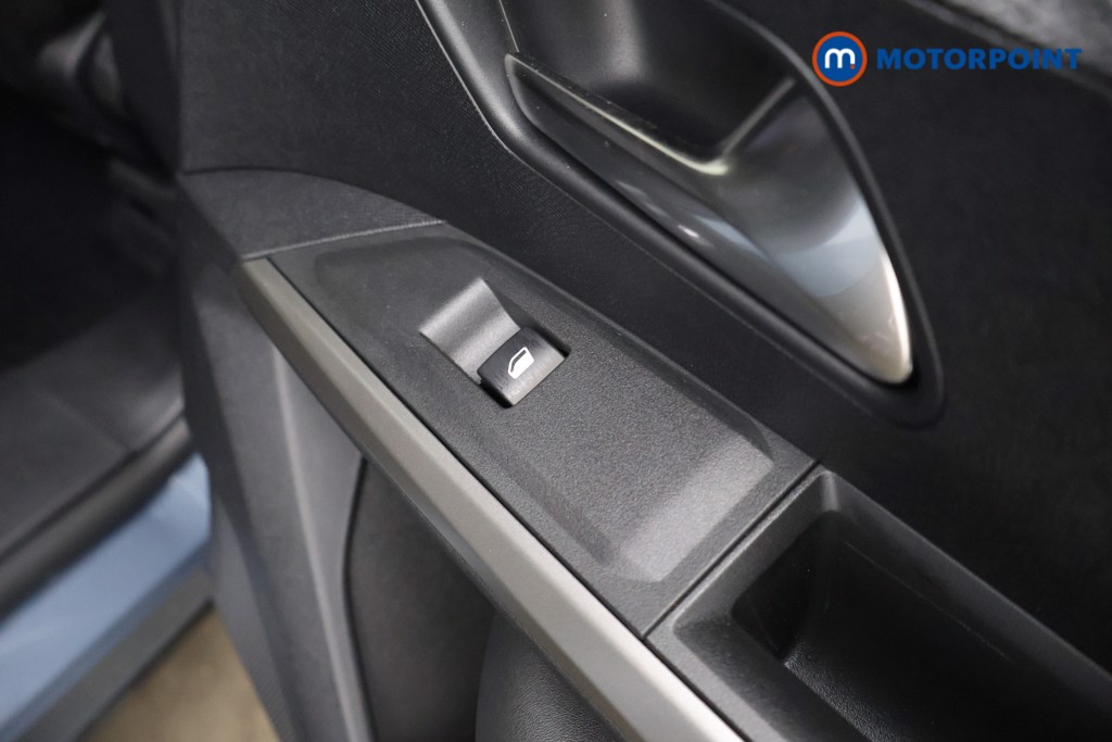 Peugeot 3008 Allure Automatic Petrol SUV - Stock Number (1633817) - 23rd supplementary image