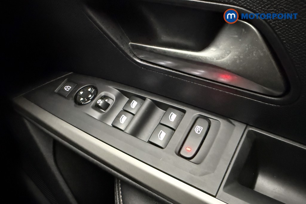 Peugeot 3008 Allure Automatic Petrol SUV - Stock Number (1633818) - 18th supplementary image