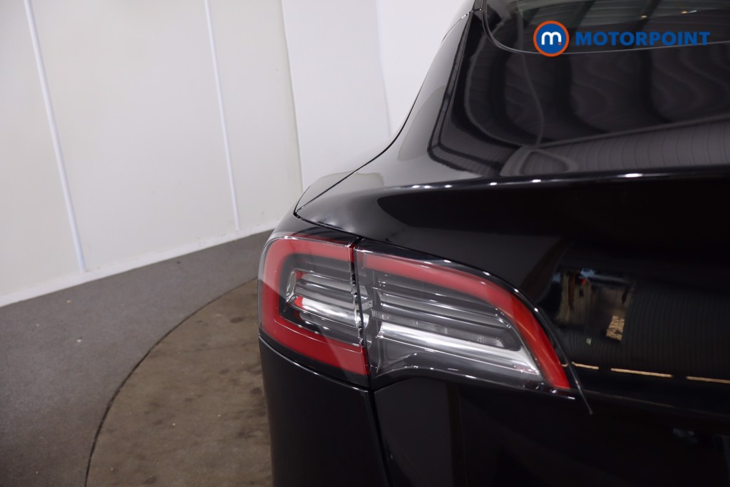 Tesla Model 3 Long Range Automatic Electric Saloon - Stock Number (1634163) - 33rd supplementary image