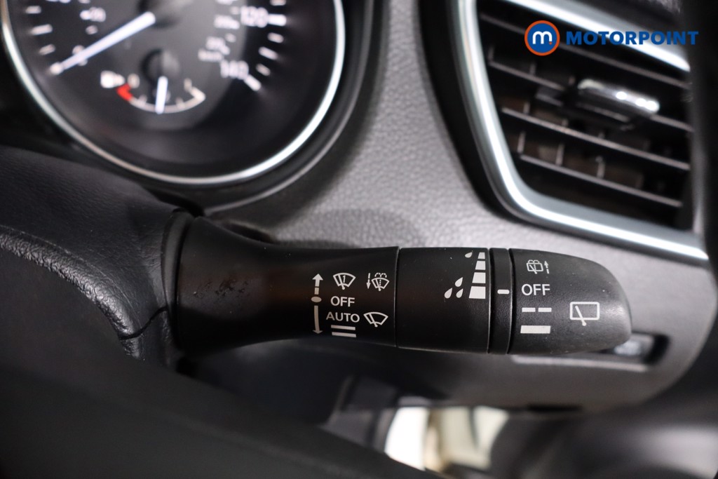 Nissan Qashqai Acenta Premium Automatic Petrol SUV - Stock Number (1634245) - 15th supplementary image