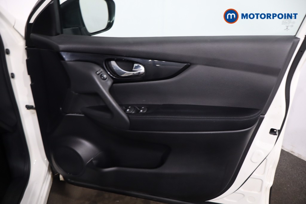 Nissan Qashqai Acenta Premium Automatic Petrol SUV - Stock Number (1634245) - 23rd supplementary image