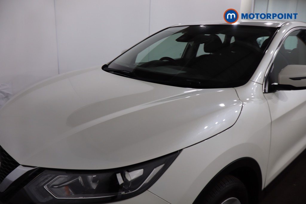 Nissan Qashqai Acenta Premium Automatic Petrol SUV - Stock Number (1634245) - 27th supplementary image