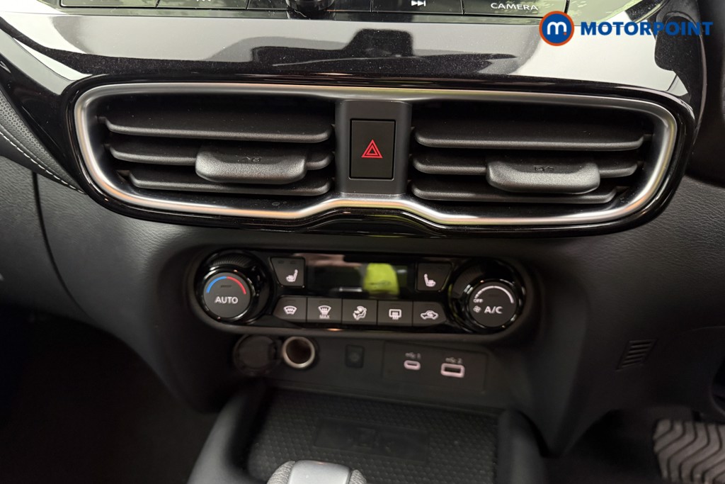 Nissan Juke Tekna Automatic Petrol SUV - Stock Number (1634292) - 12th supplementary image